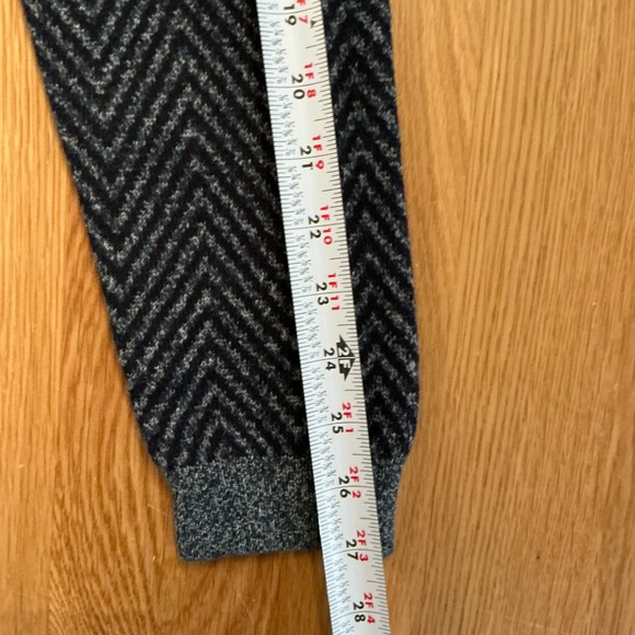 Ted Baker London Crewneck Sweater Men's Large Chevron Knit Navy Gray Wool Blend - Picture 10 of 10